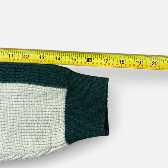 Preppy Academia Striped Sweater Size M Green Cream Old Money Tennis Core - Picture 7 of 7